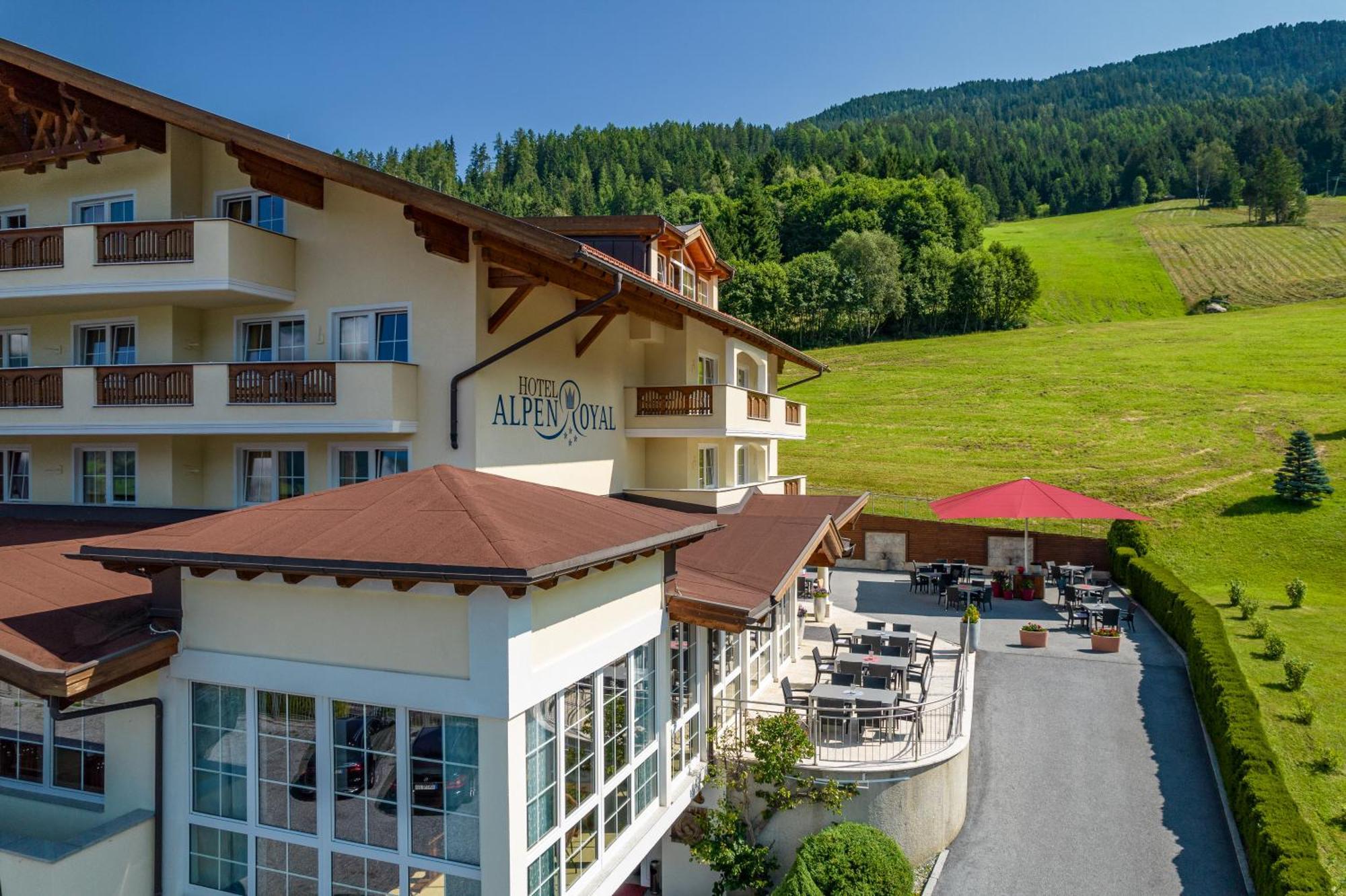 Hotel Alpen-Royal Jerzens Exterior foto
